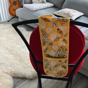 1970s Vintage Lighthouse Quality Quilted Double Oven Mitt Yellow Floral Cottage